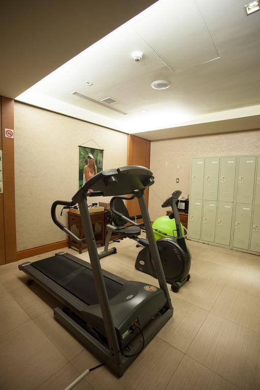 Rich Garden Hotel Тайбэй Экстерьер фото