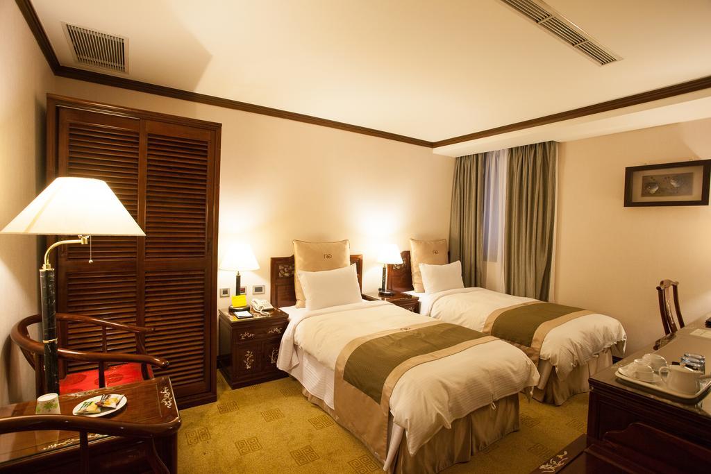 Rich Garden Hotel Тайбэй Экстерьер фото