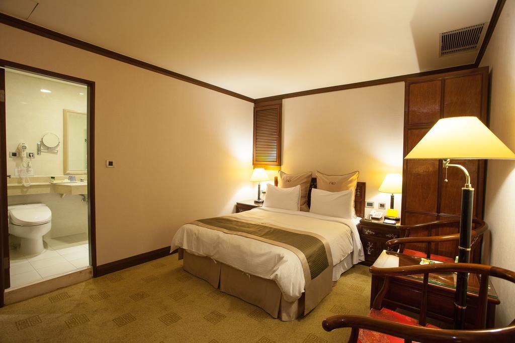 Rich Garden Hotel Тайбэй Экстерьер фото