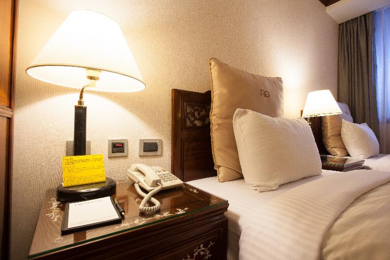 Rich Garden Hotel Тайбэй Экстерьер фото