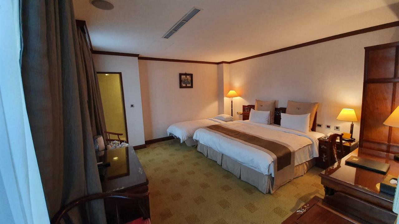 Rich Garden Hotel Тайбэй Экстерьер фото